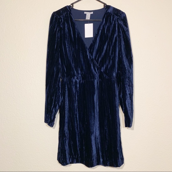 H&M Dresses & Skirts - H&M Navy cross front burnout velvet dress